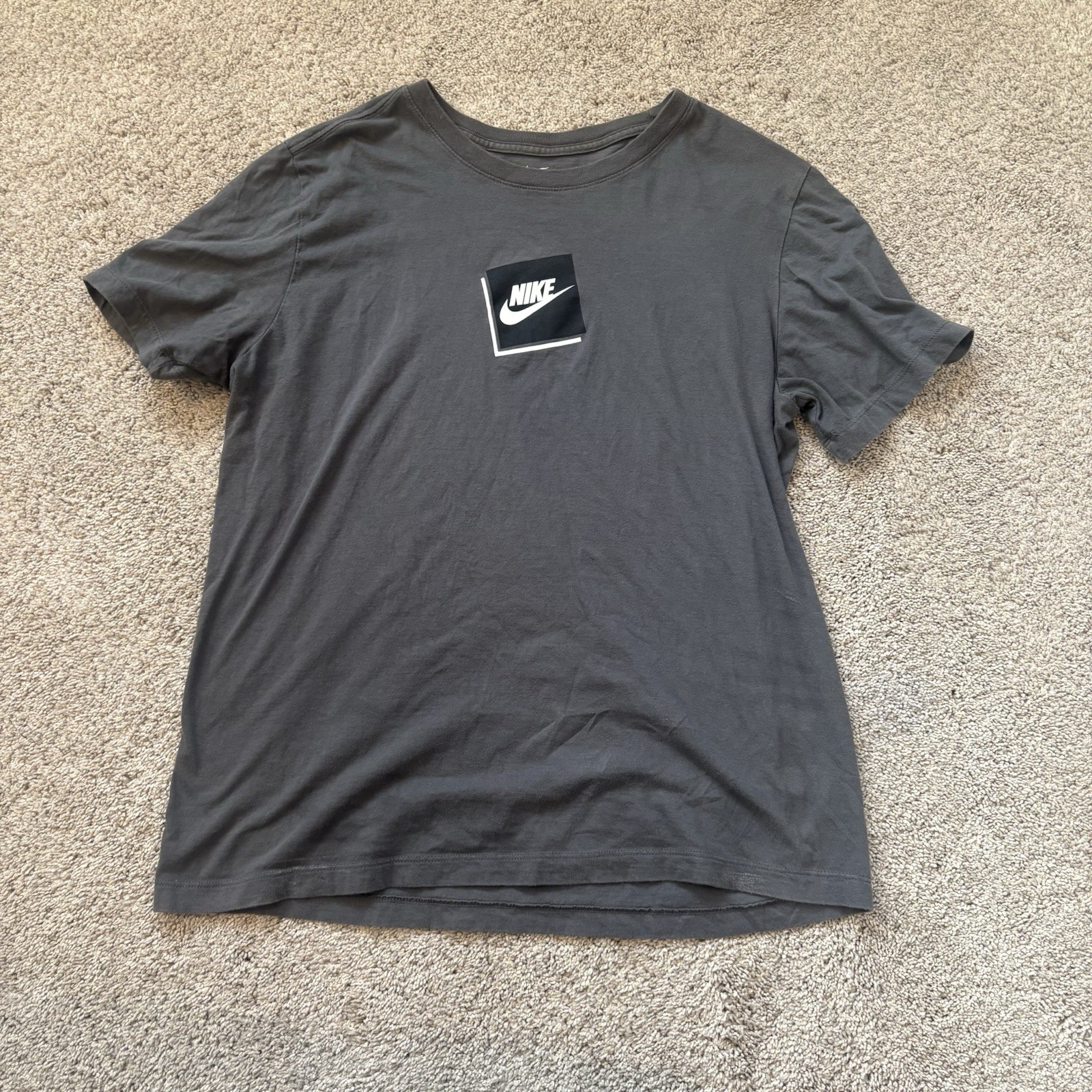 Nike Air Men's Athletic T-Shirt Size M Blocked Logo Gym Graphic gallery