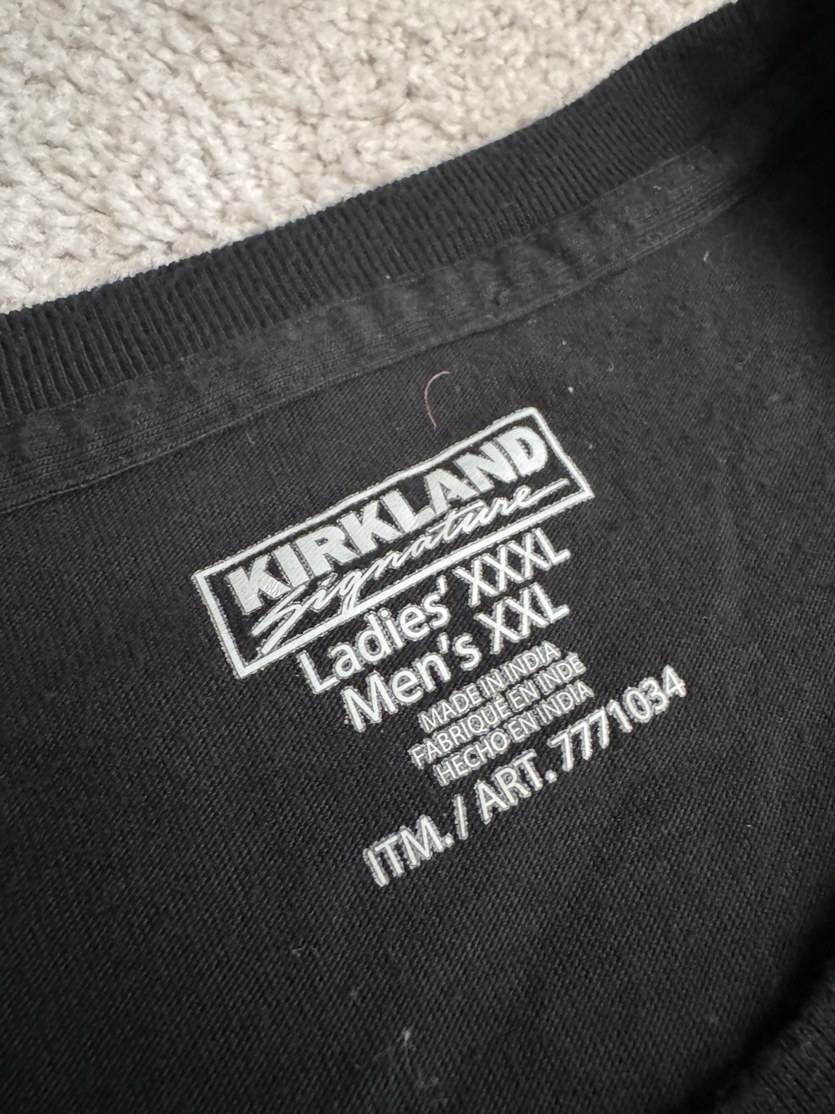 Kirkland Signature Logo Black T-Shirt Mens XXL Womens XXXL Costco gallery