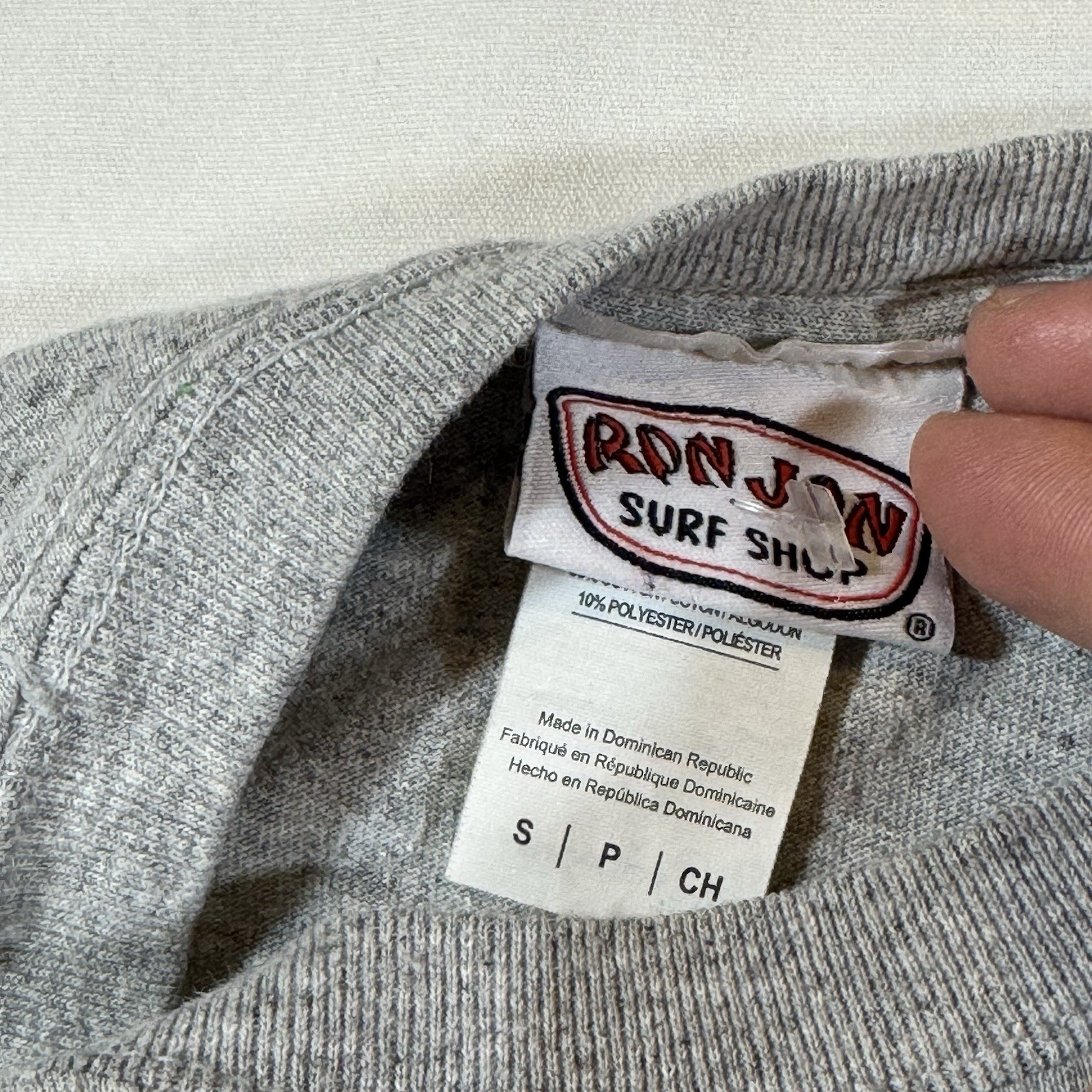Ron Jon Surf Shop Ocean City Maryland Small Mens Gray Graphic Logo Tshirt gallery