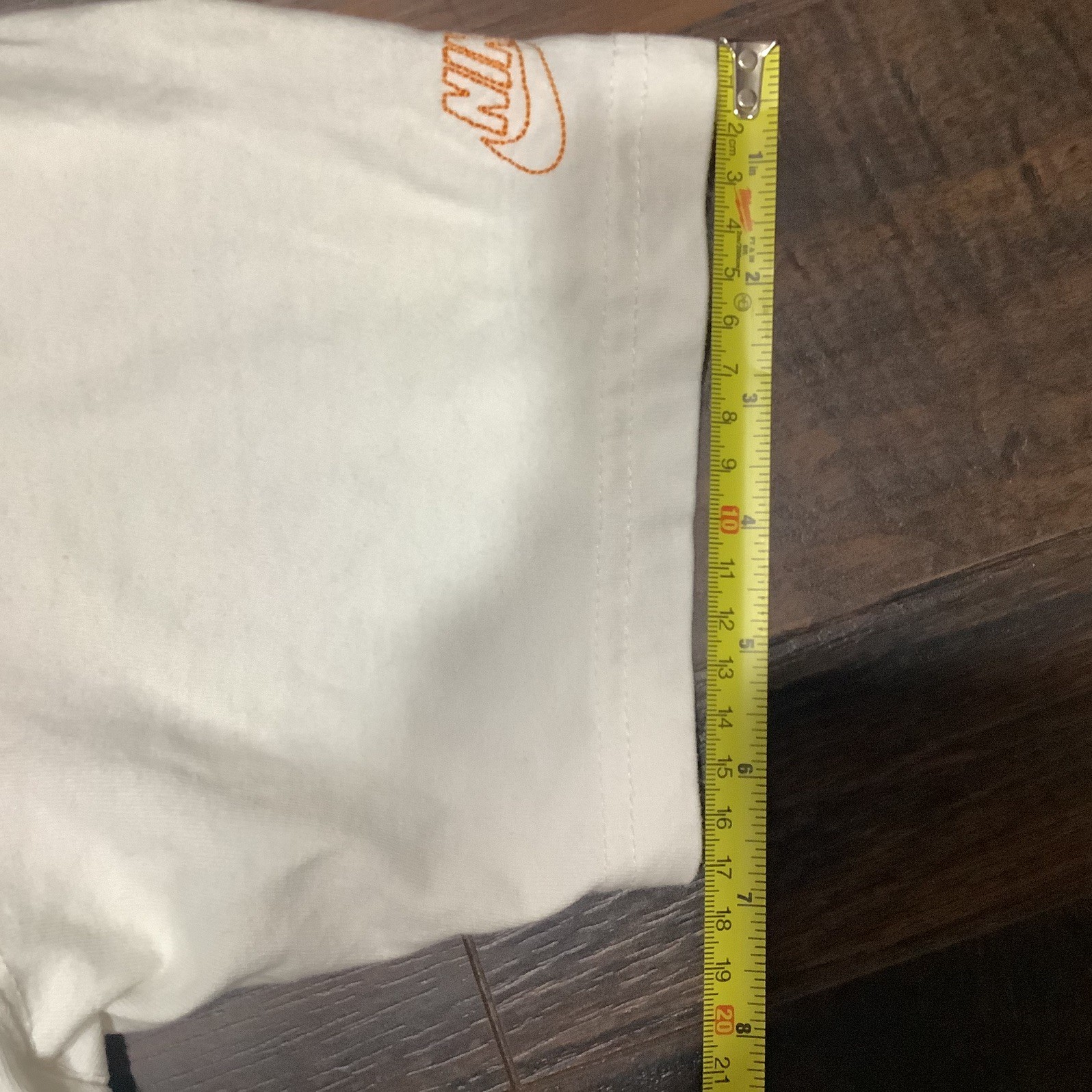 Nike Radiant Sole T-Shirt Sz Small Loose Fit Short Sleeve Tee gallery