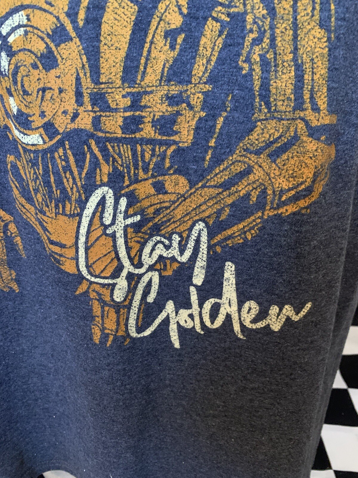 DISNEY STAR WARS C3P0 MENS SHIRT STAY GOLDEN T-shirt DISTRESSED Sz M gallery