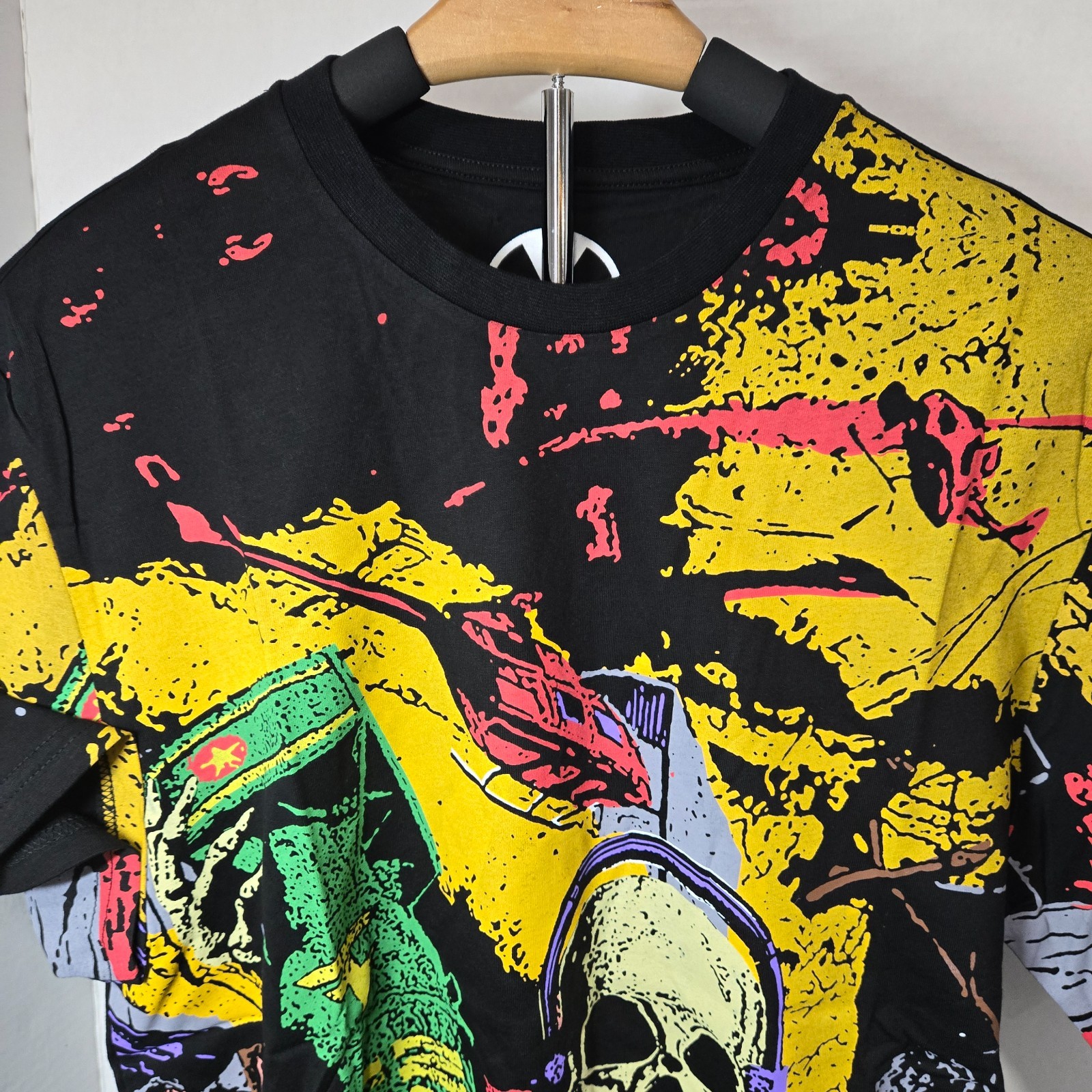 FaZe Clan Men’s Nuke Squad Skull Graphic T-Shirt Black Yellow Green Red Size L