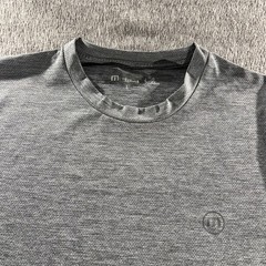 Travis Mathew Scenic Vista Performance T Shirt Men’s Large