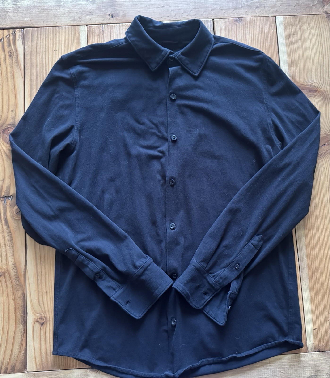 True Classic Men's, Knit Long Sleeve, Slightly Relaxed Fit Collard Shirt Stretch gallery