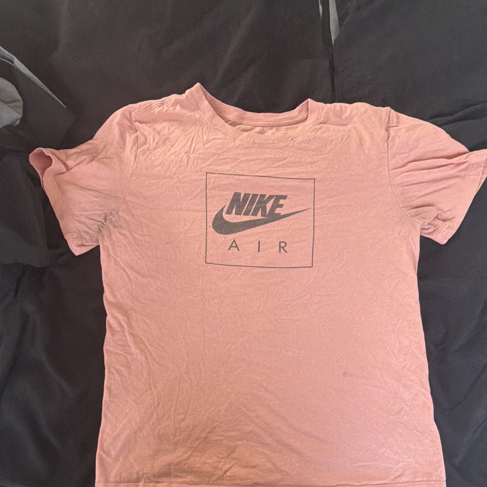 Nike Air Men’s Pink Graphic Print Logo Crew Neck Short Sleeve T-Shirt M gallery