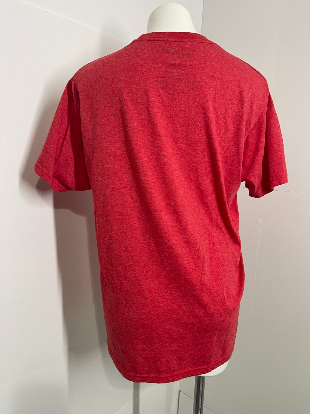 Leinenkugels Beer Classic Retro Logo Men's Vintage Red Modern T-Shirt Size Large gallery