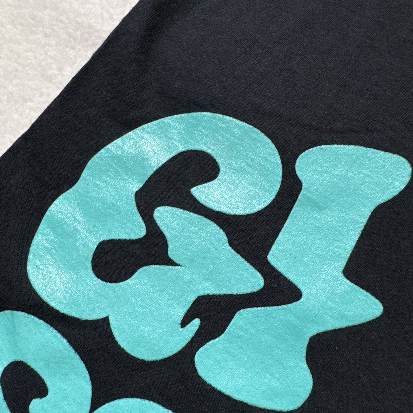 Men’s Graphic T-Shirt Medium Black Neon Smiley Face Unity Rave Streetwear NWOT gallery