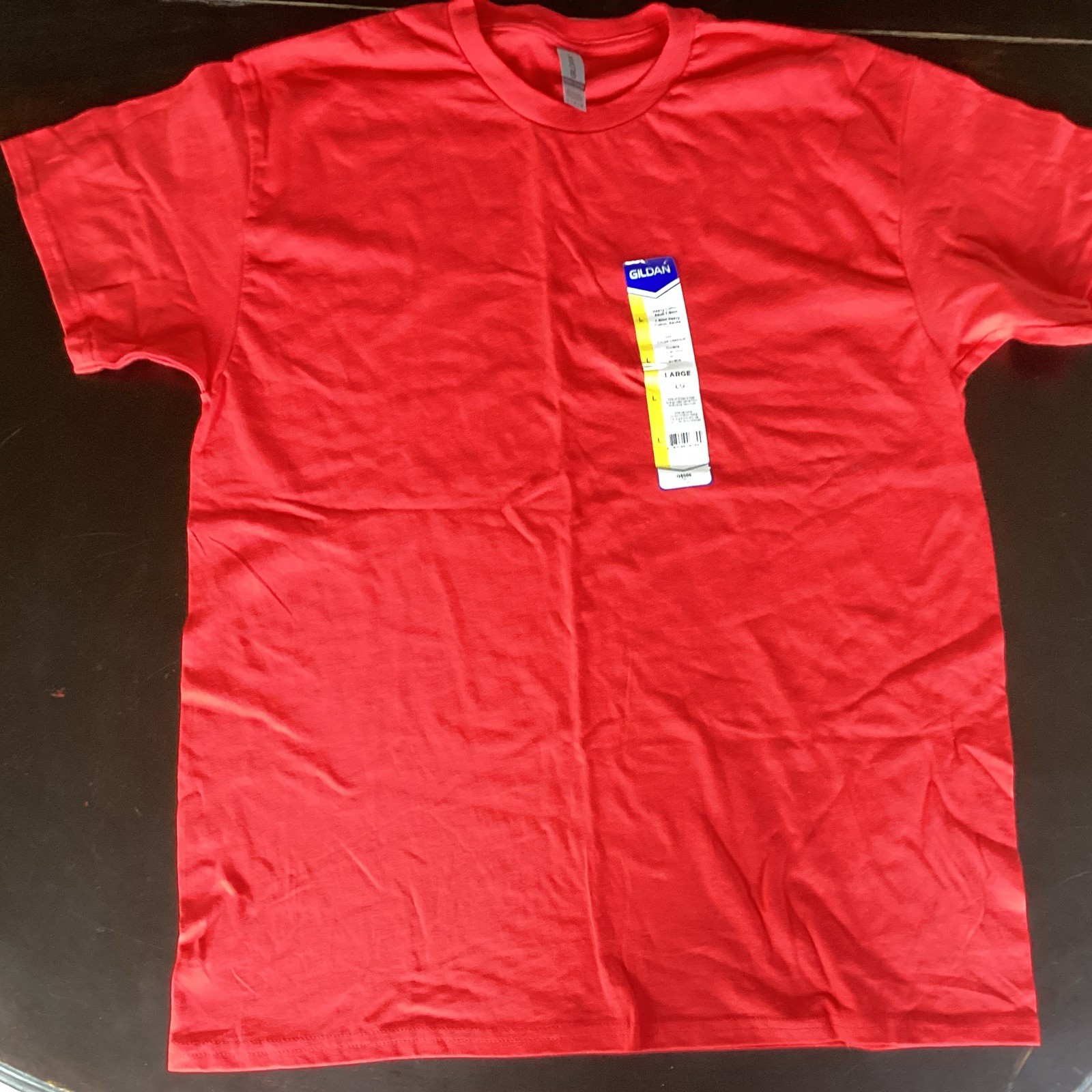Gildan Red T-Shirt Mens Large ..never worn gallery