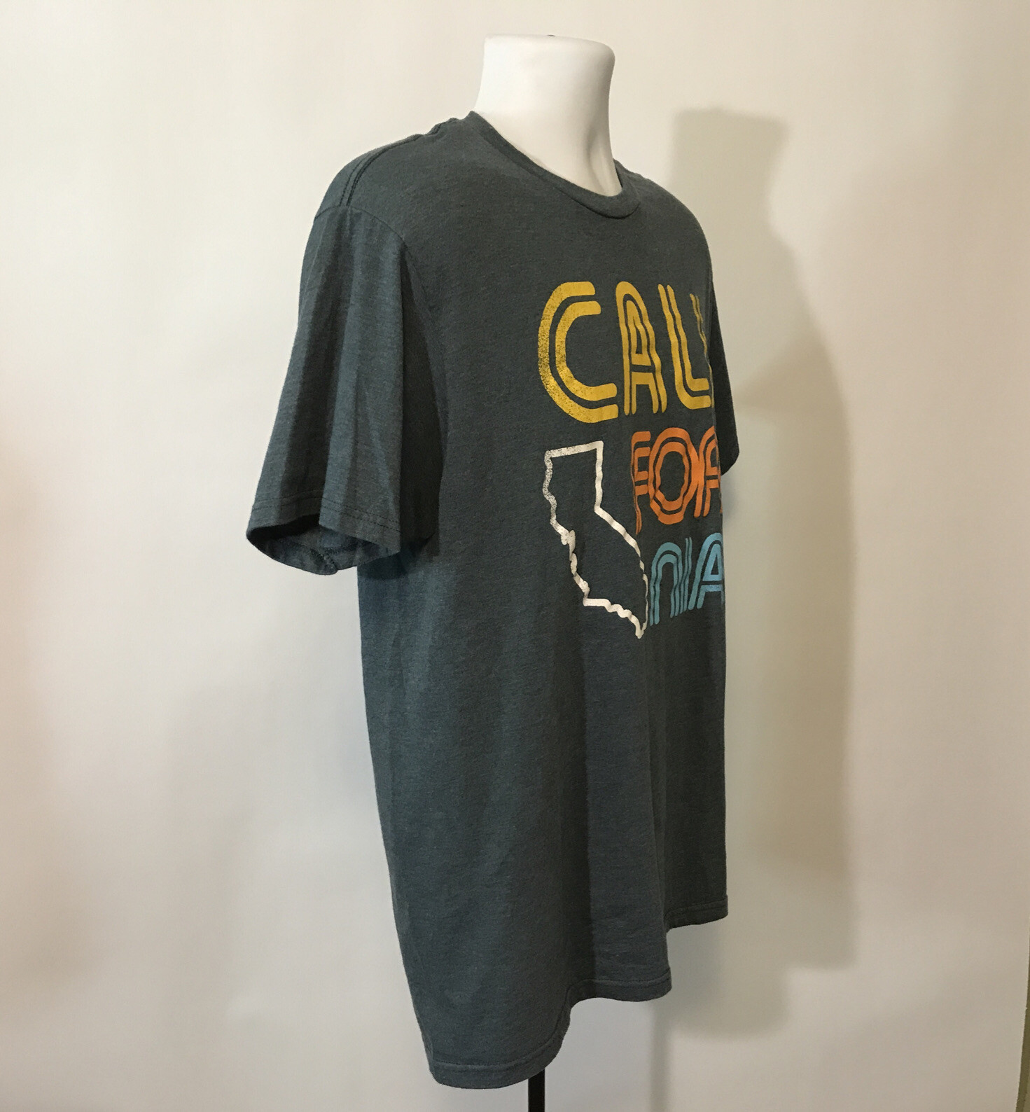 California theme T-shirt M/sz.L Blue 50% Cotton 50% Poly 70's style custom faded gallery