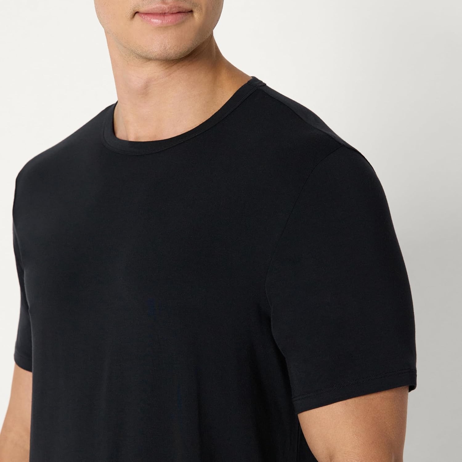 Men's Short Sleeve Super Soft Modal Crew Neck Undershirt gallery