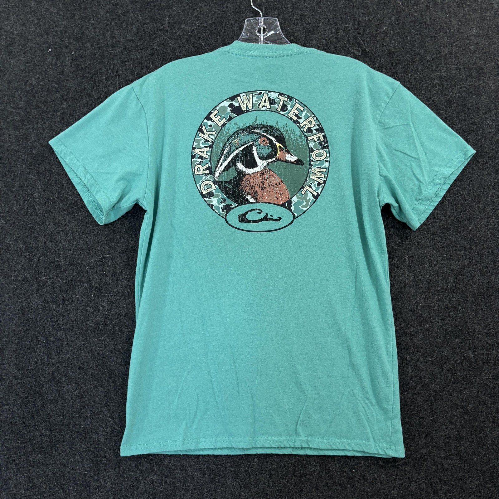 Drake Waterfowl Pocket Shirt Men’s Medium Green Duck Hunting Graphic Tee