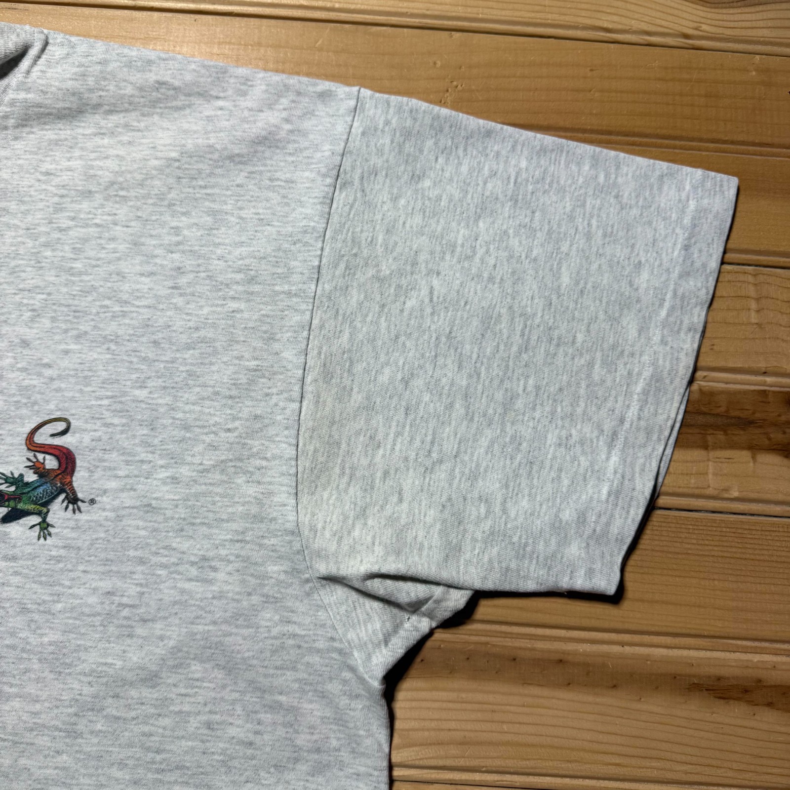 Vintage 1997 Caribbean Soul Shed Your Skin Parrot Bay Rum Lizard T-Shirt - 2XL gallery
