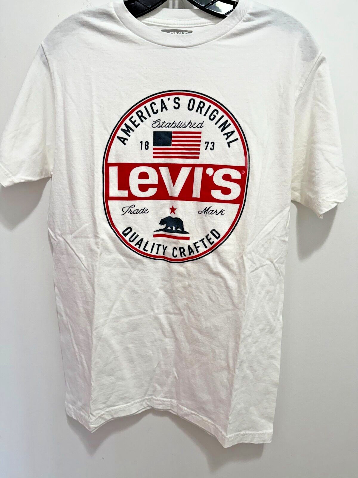 Levi’s American Original Logo White T-shirt Unisex (New without tags)