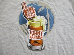 Tommy Bahama Men Beer Shirt Medium Gray Football Thirst Round Draft Crew Tee New