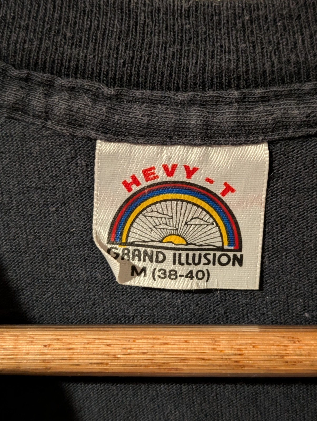 Vintage Hard Rock Cafe New York T Shirt Heavy T Grand Illusion Mens Tee 90s gallery