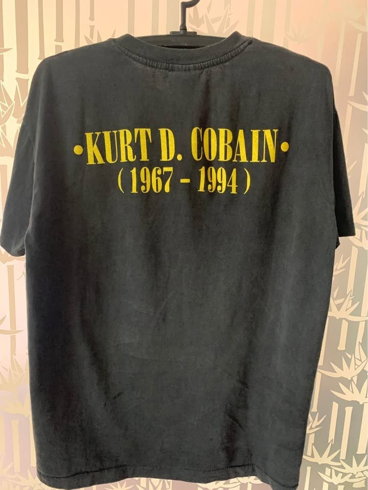 Kurt Cobain Angel Graphic T-Shirt Vintage Style Reprint Faded Single Stitch gallery