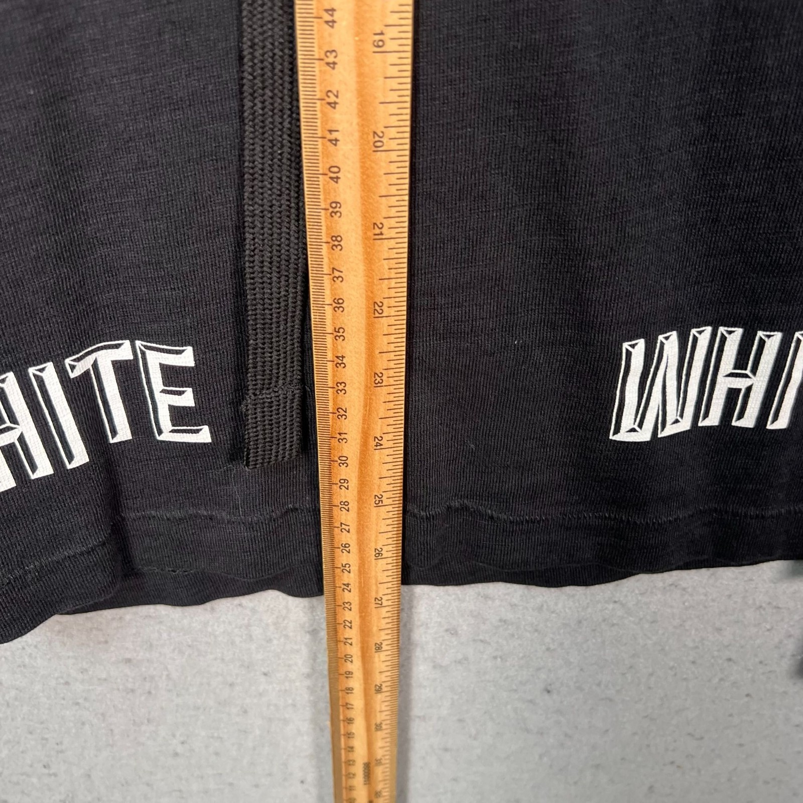 Off-White Mens Size Small Black Long Sleeve Graphic T-Shirt gallery