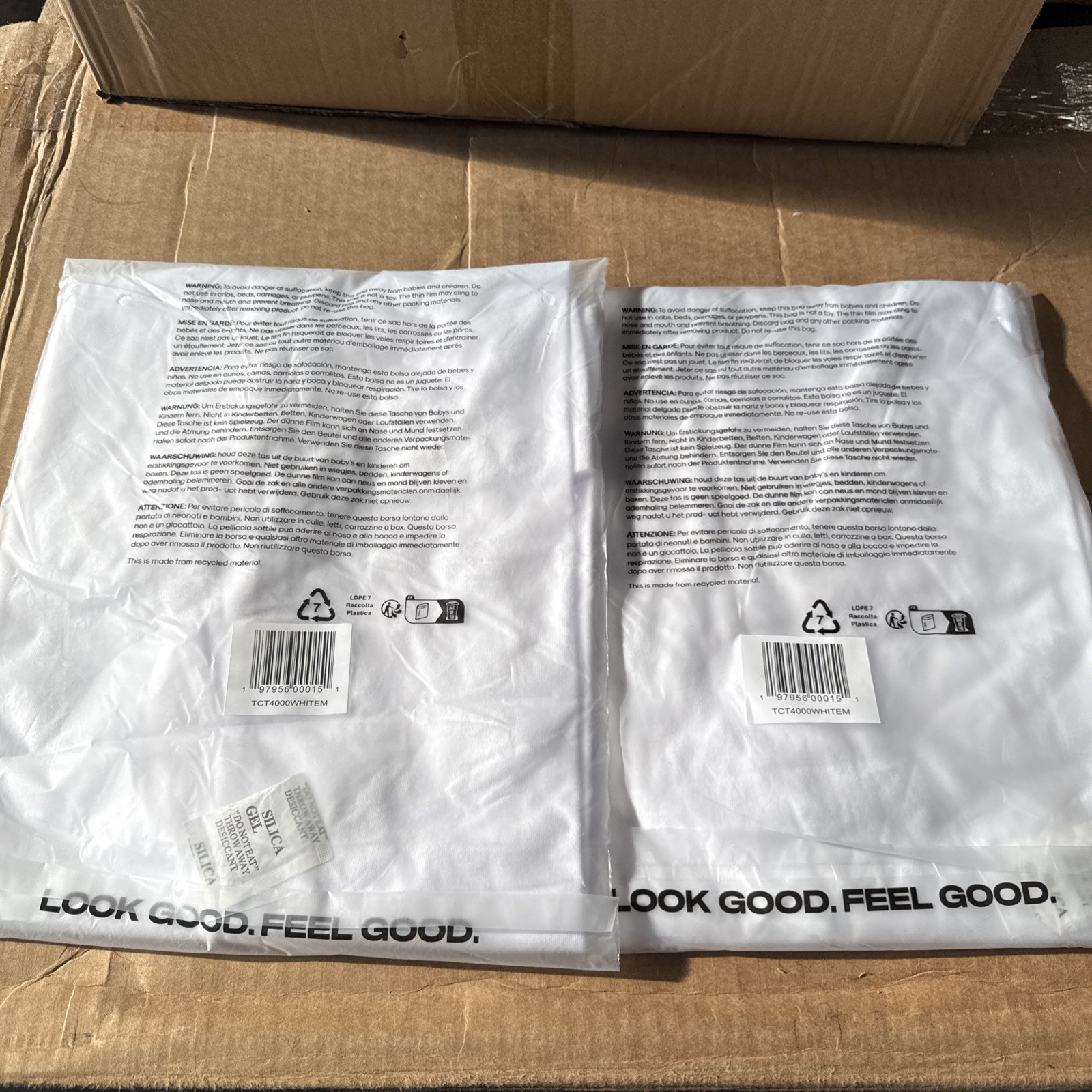 2 Pack True Classic Men’s White Crew Neck T Shirts - Size M gallery
