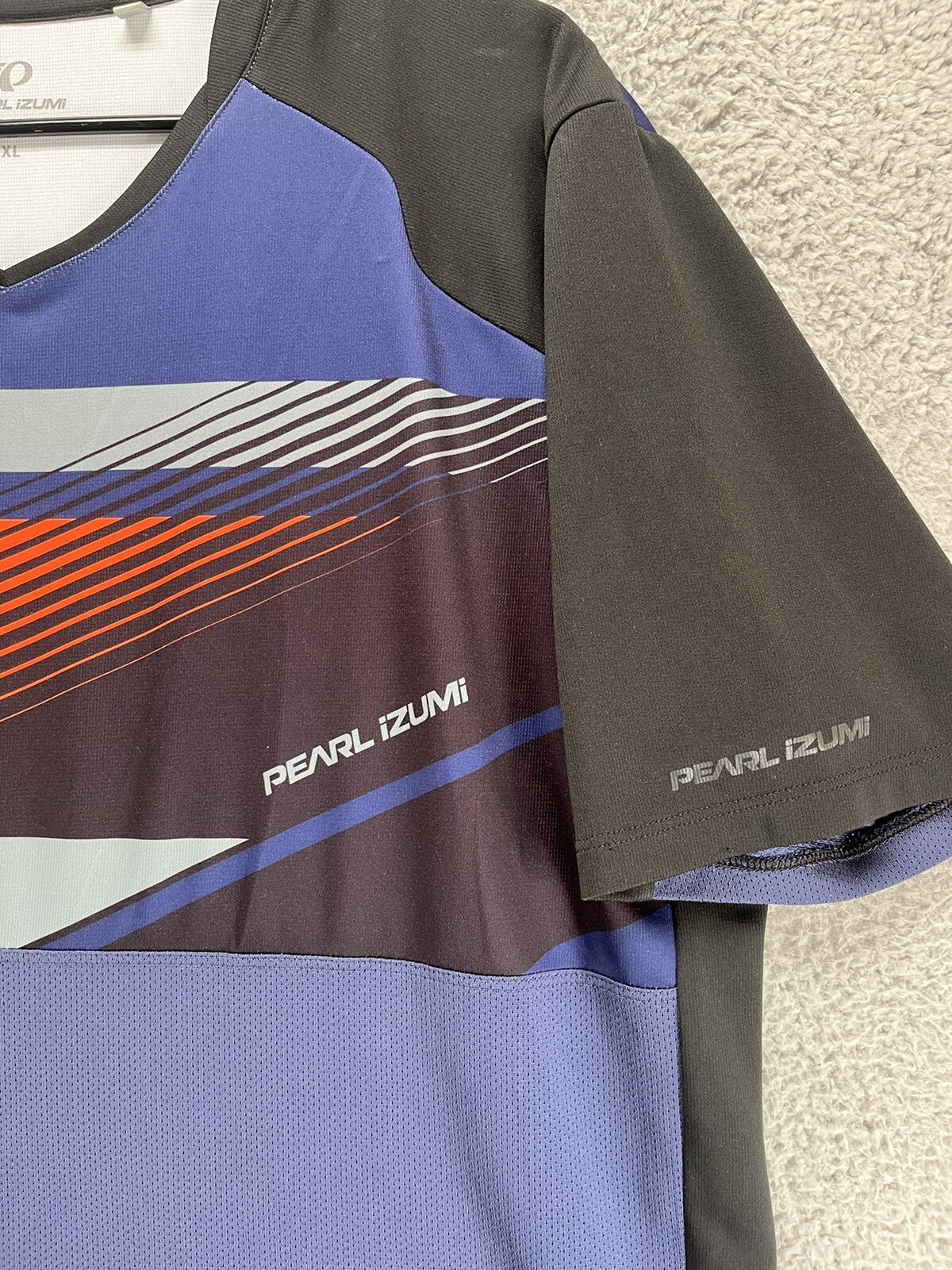 Pearl Izumi Lightweight Breathable Cycling Riding T-shirt Jersey Men's XL I4 gallery