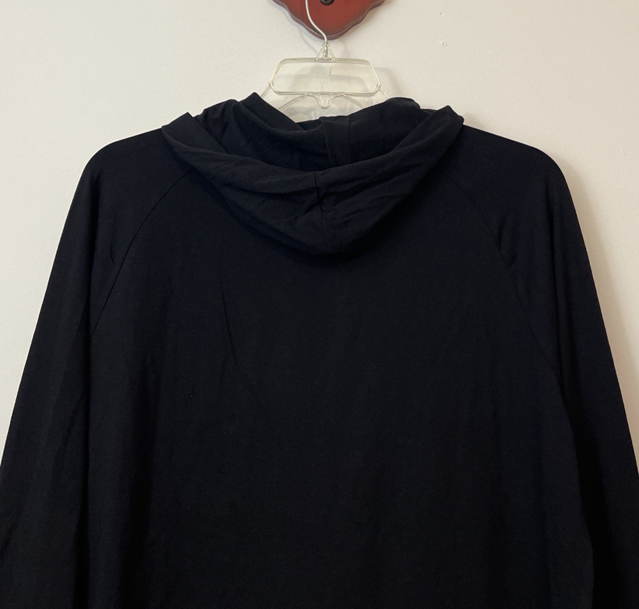 Jockey Mens Large Black Stretchy Pullover Long-Sleeved Hooded Tee NWT! A5975 gallery