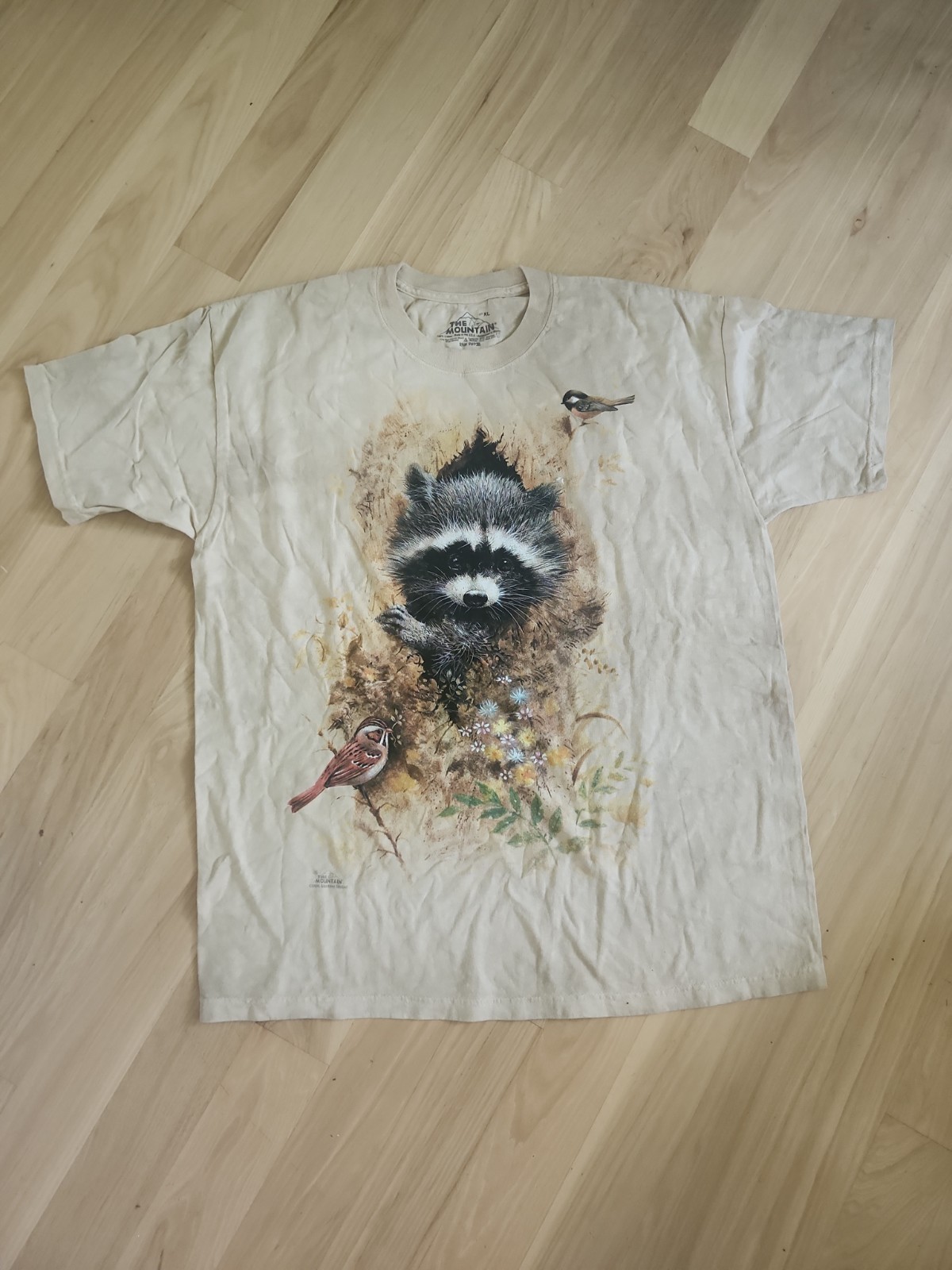 The Mountain Mens T-shirt Vintage 2005 Beige Raccoon In Tree XL gallery