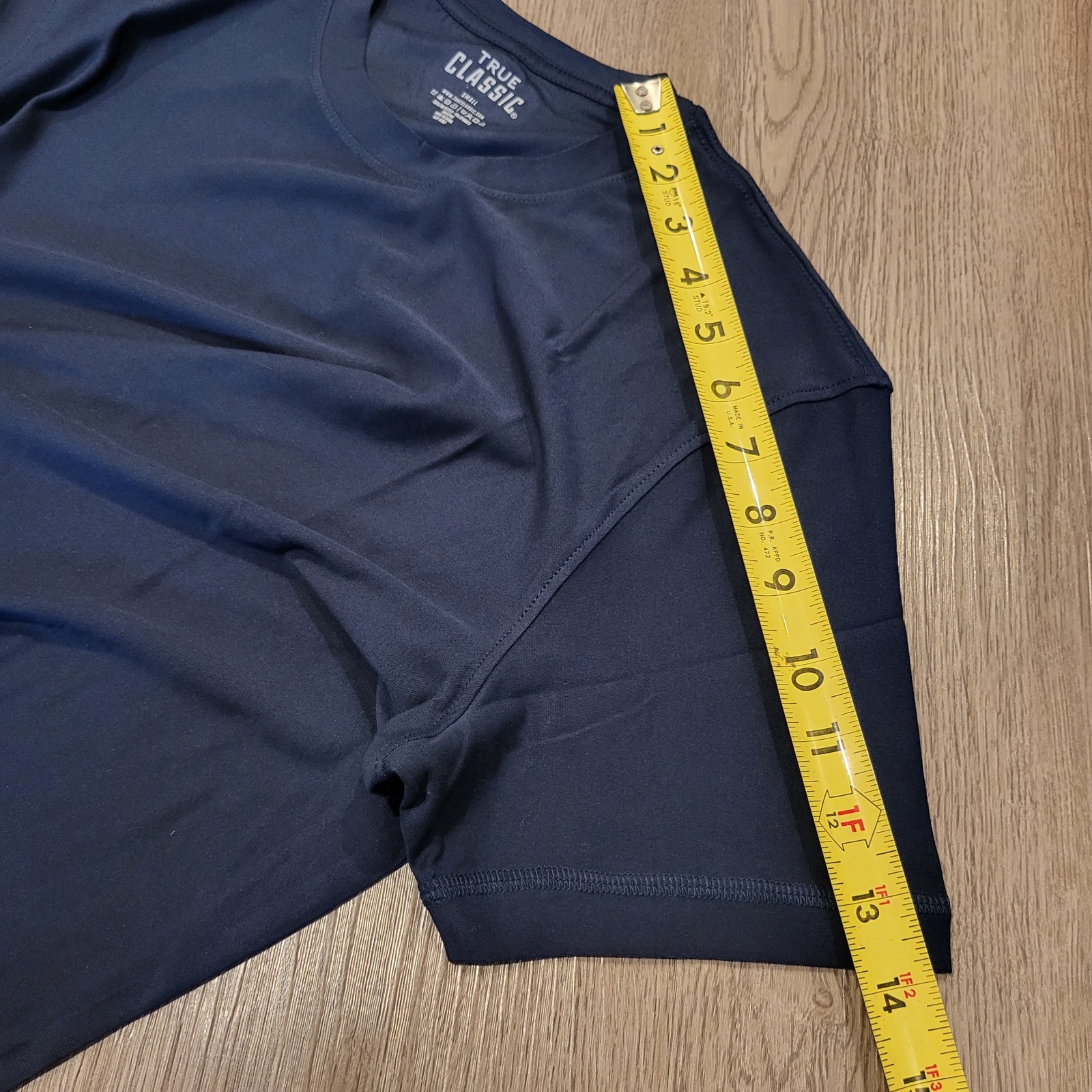 2 True Classic Men's Short Sleeve Shirt Active Polyester/Spandex Navy Blue Small gallery