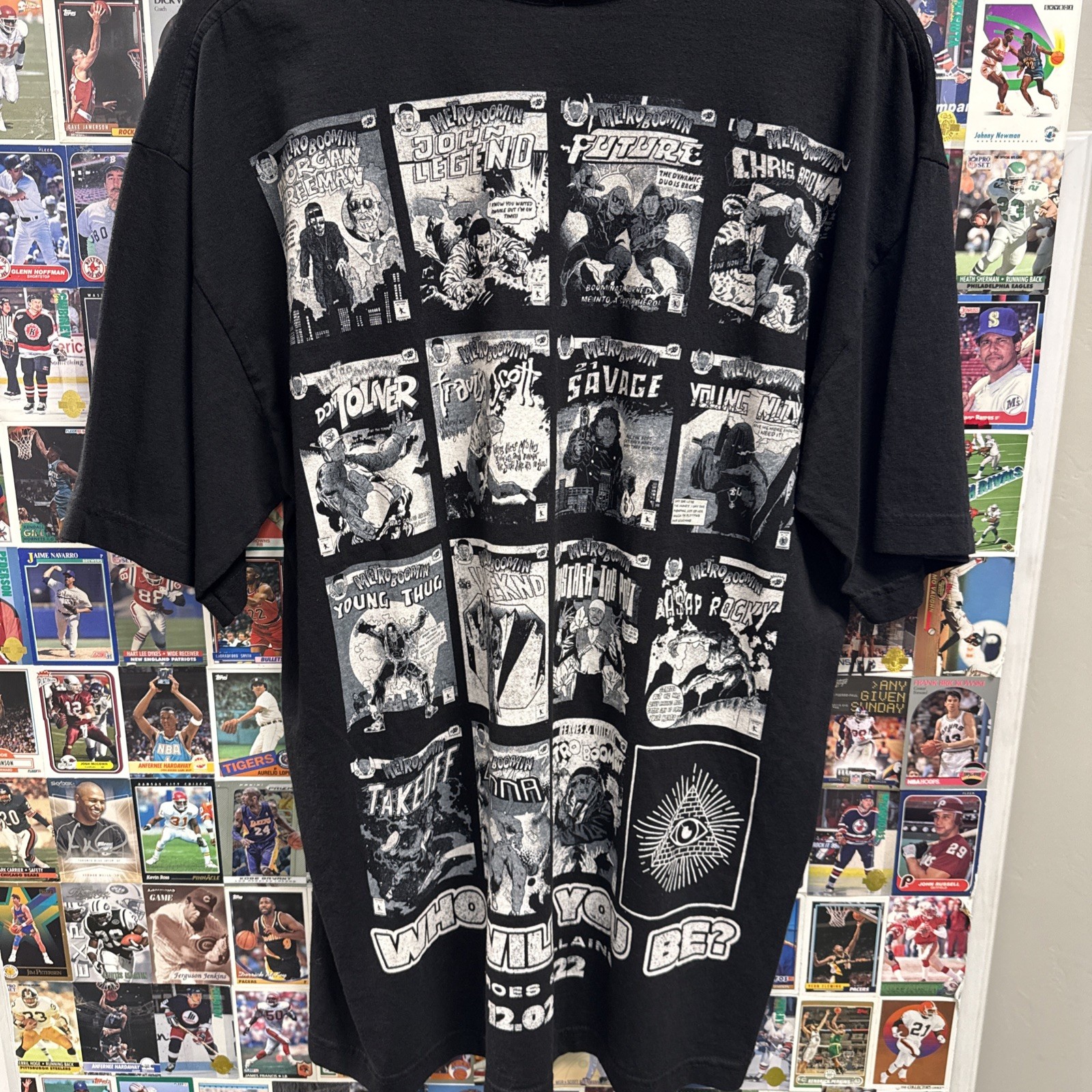 Metro Boomin Heroes And Villains Comic Tour Tee Large gallery