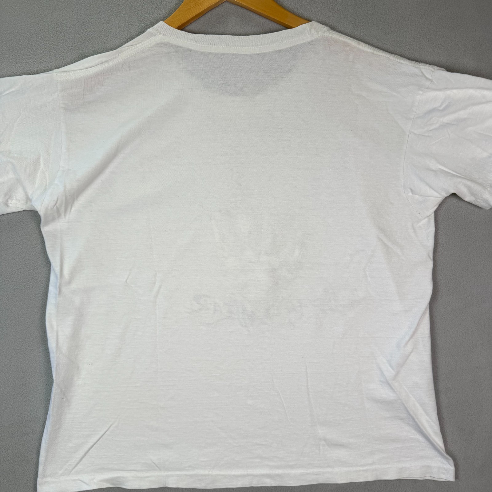 VTG Middle Finger T Shirt M 21x23 Surf Skate Grunge Single Stitch Boxy 80s gallery