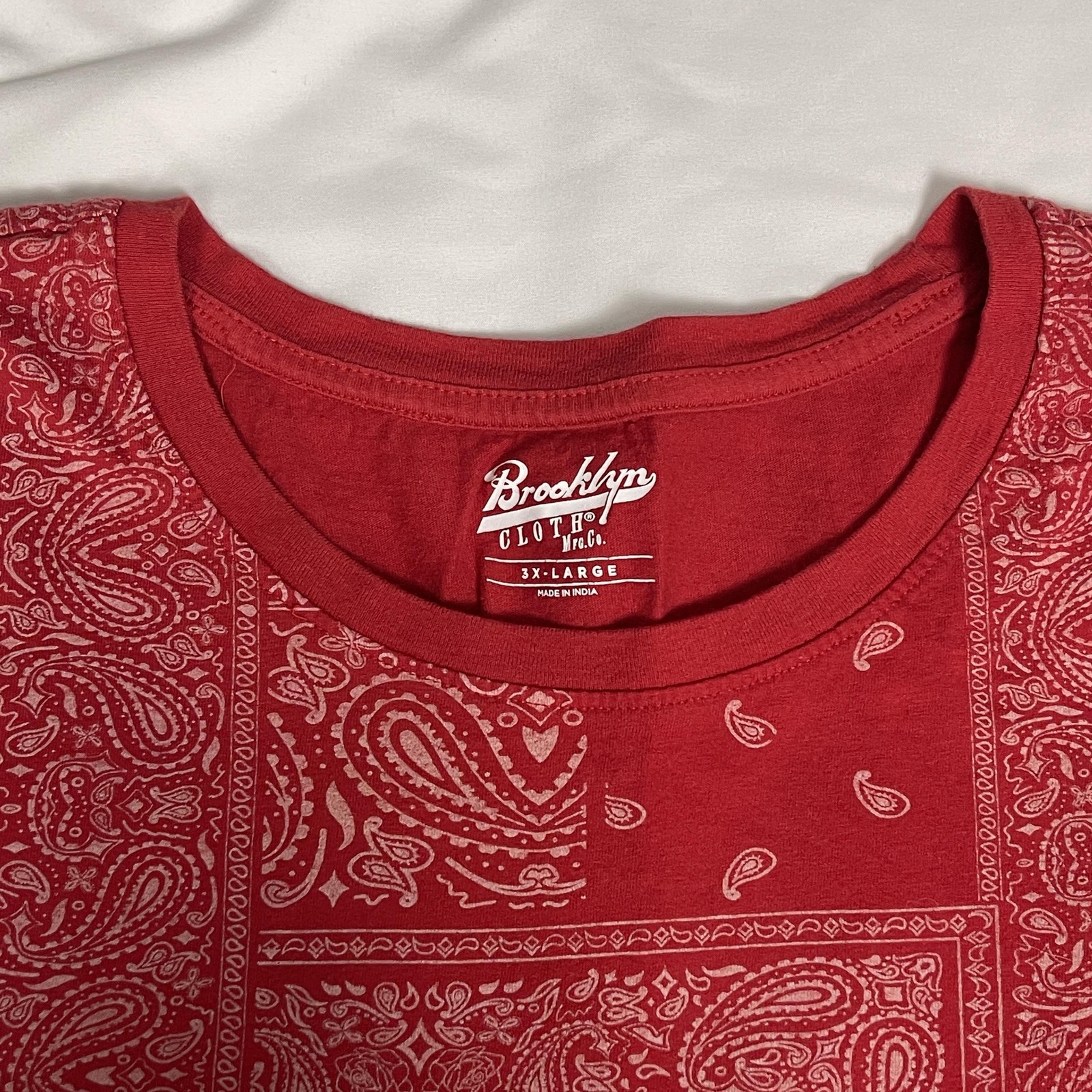 Brooklyn Cloth Shirt Mens 3XL Red Bandana Paisley Allover Graphic Tee T-Shirt gallery