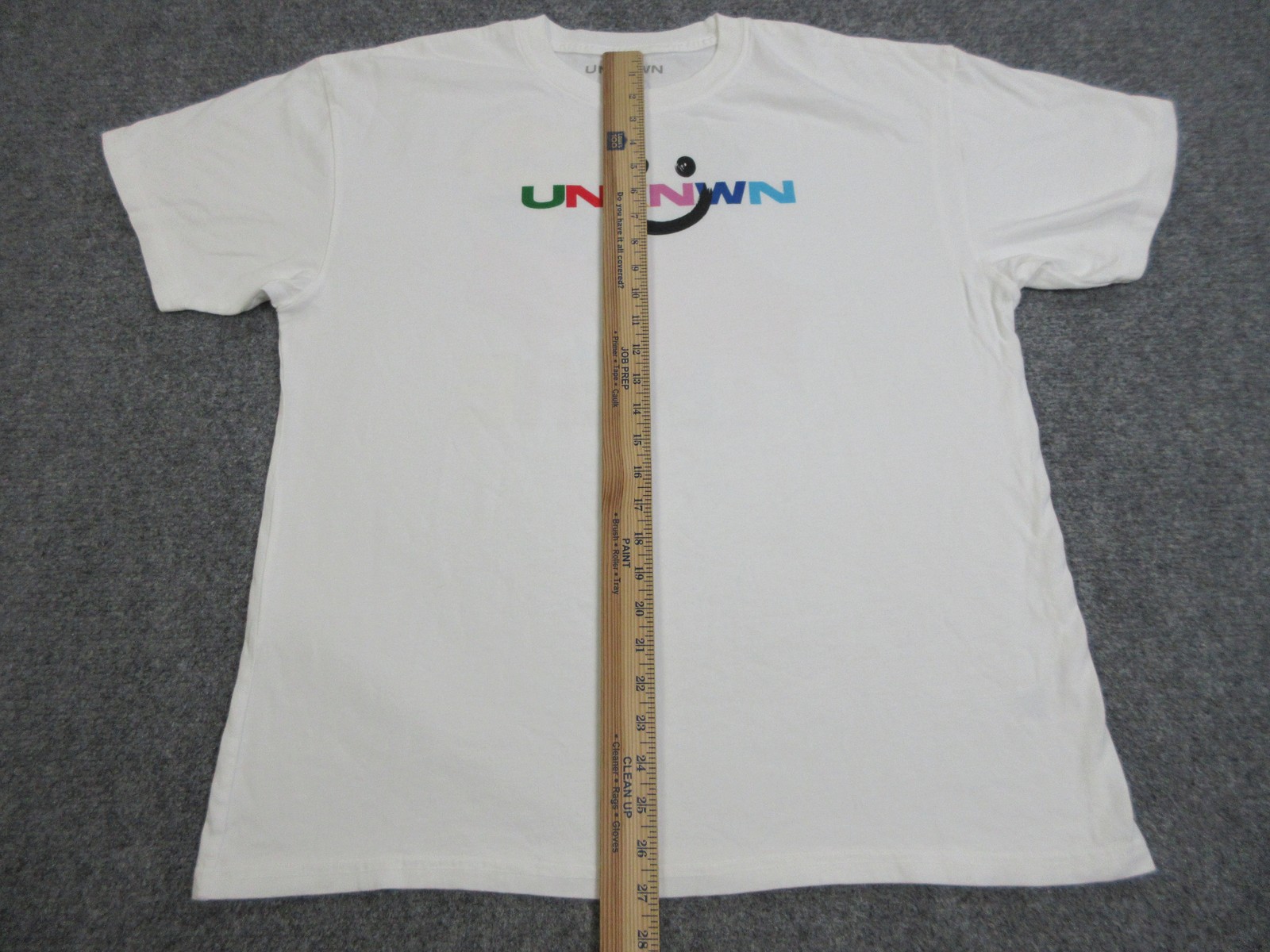 UNKNWN Shirt Mens Large White Smile Graphic Tee The Fight To Get There USA gallery