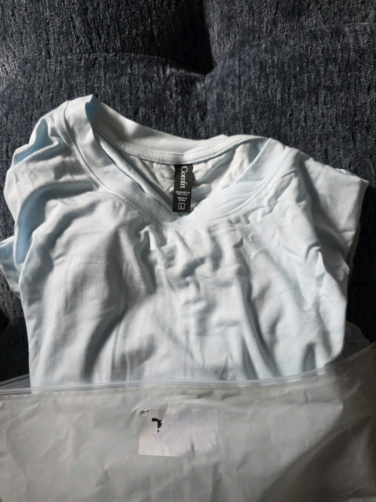 COMFRT Cloud Tee Powder Blue Short Sleeve T- Shirt – LARGE – Unisex NWT