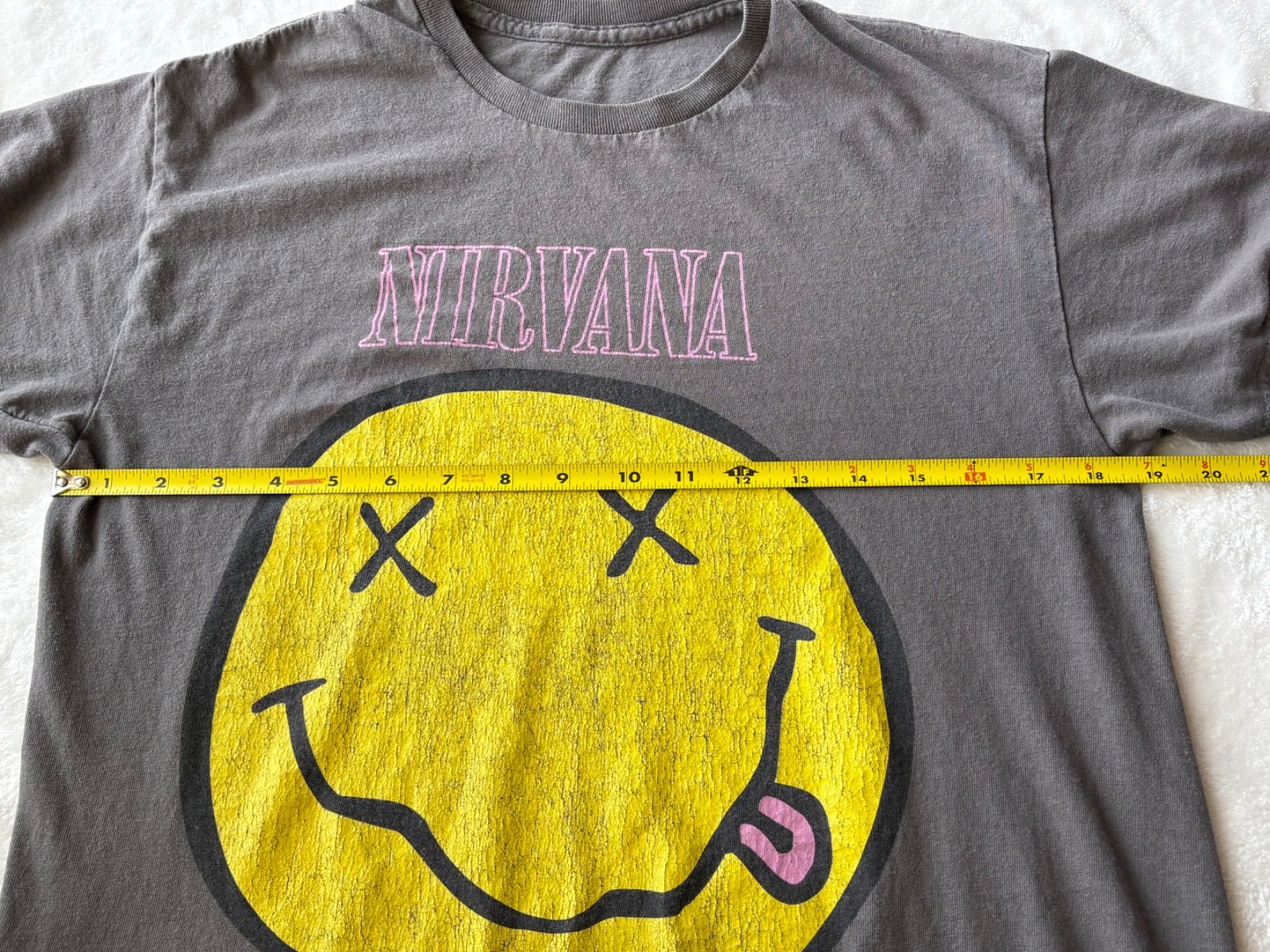 Nirvana Shirt Mens Medium Smiley Face Grunge Band T-Shirt Rock Music Please Read gallery