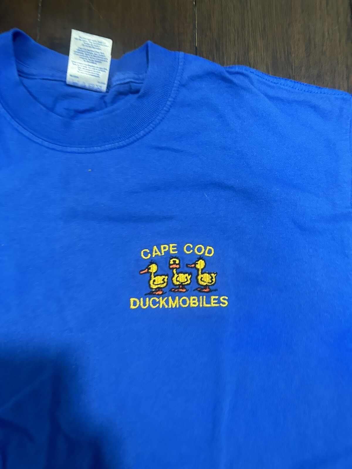 Cape Cod “Duckmobiles” Embroidered Duck T-shirt Size M Blue gallery