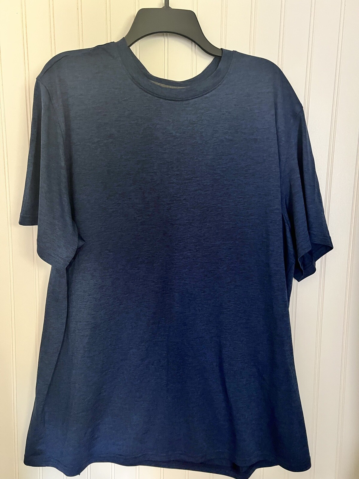 BCG Mens Size Classic Crew Neck T Shirt Dark Blue Lightweight Nice!