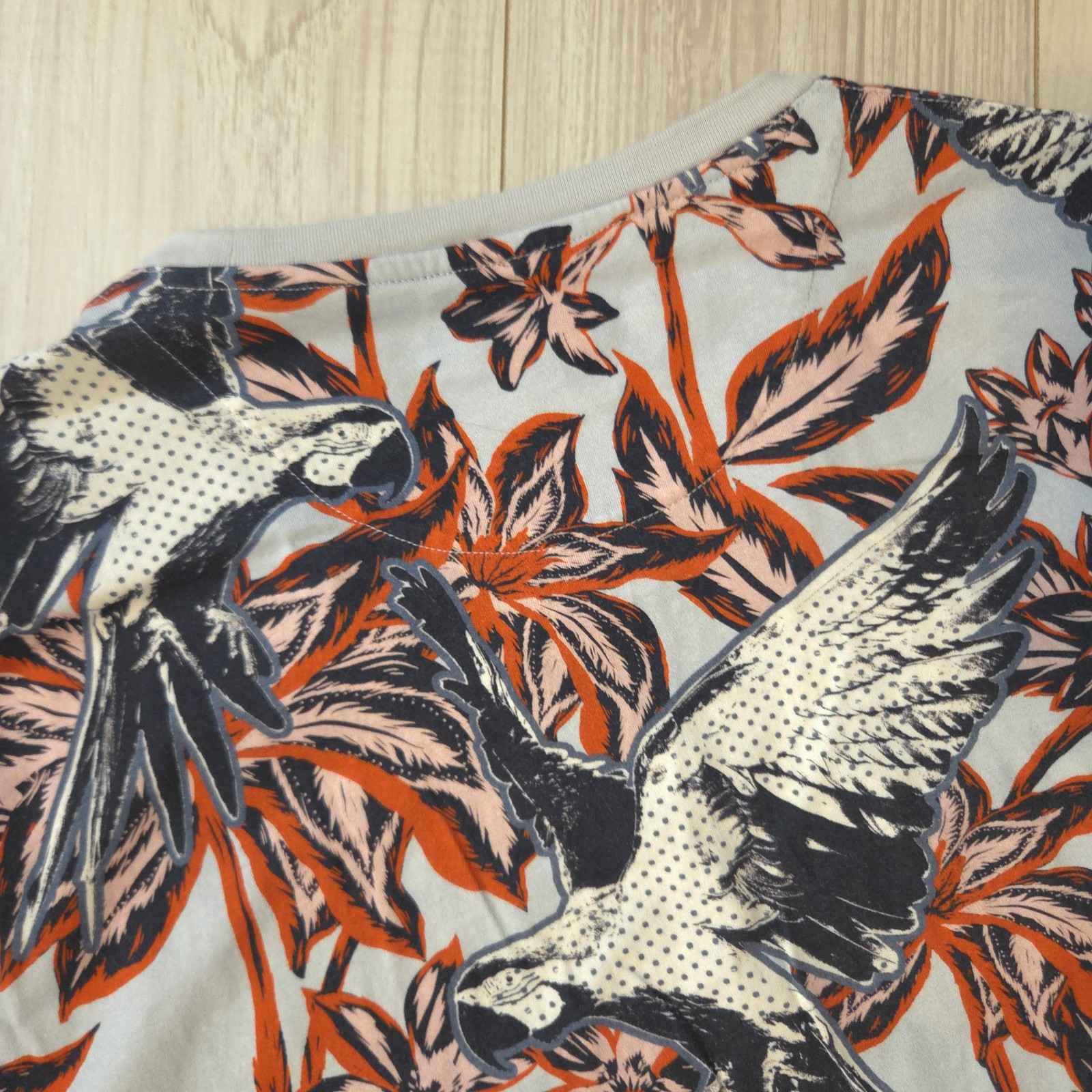 Ted Baker Parrot Floral Print Crewneck T Shirt Short Sleeve Men Size 6 Hawaiian gallery