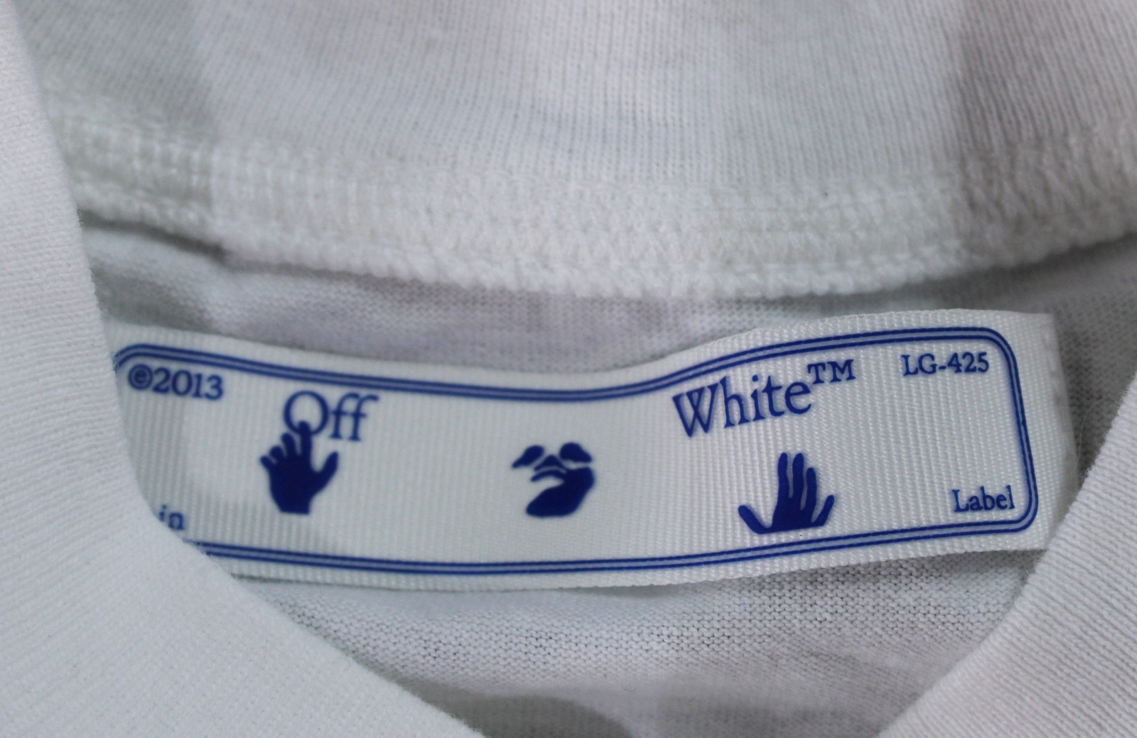 Off-White Men's Ghost Print Short Sleeve Crewneck T-Shirt BE5 White Size 2XS gallery