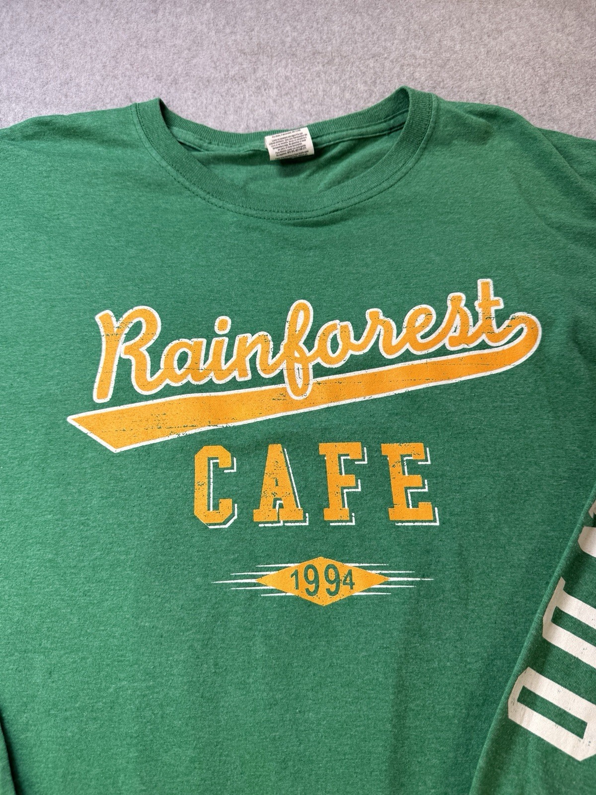 Rainforest Cafe Orlando 1994 Green Long Sleeve Graphic Tee XL Vintage Style 90s gallery