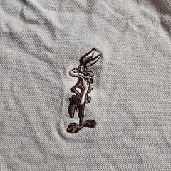 Vintage 1999 Six Flags Wile E. Coyote Shirt Mens XL Crewneck Single Stitch USA