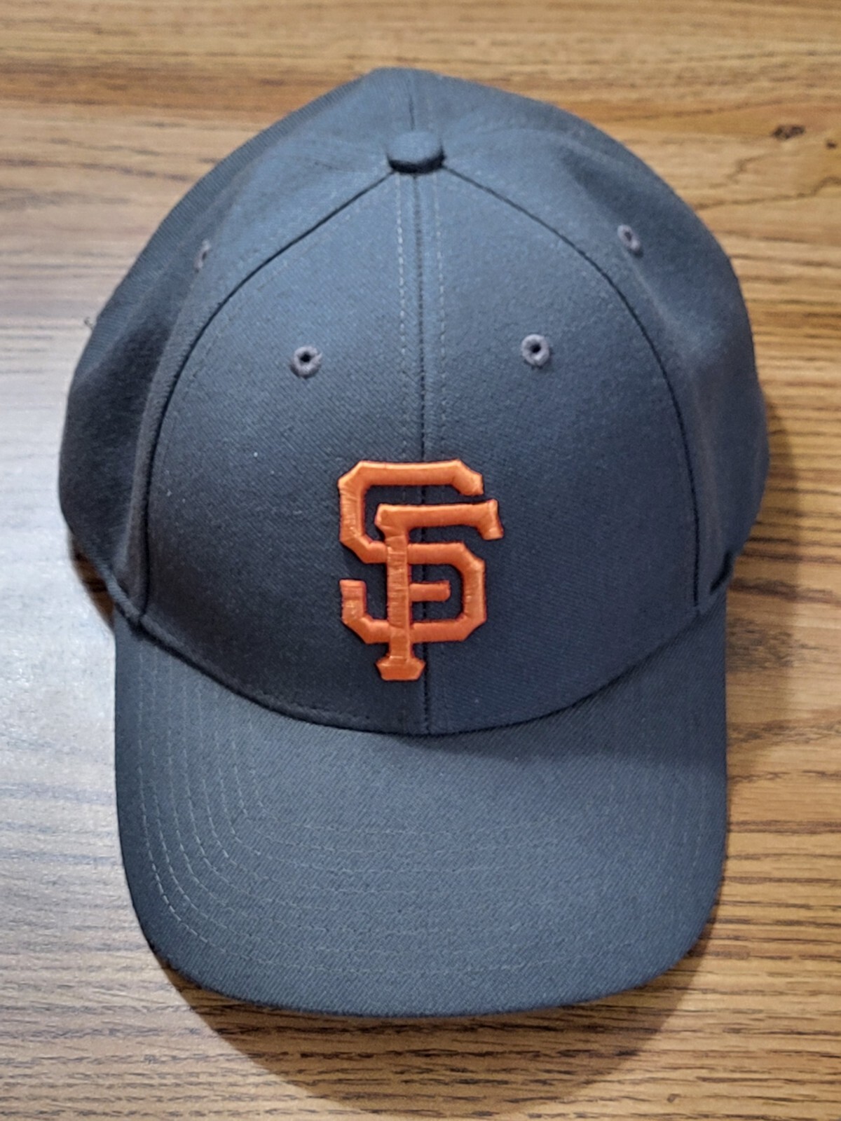 Lot of 18 San Francisco Giants Items 3 Hat, 13 Cups 2 Signs 2010 2017 2019 AT&T gallery