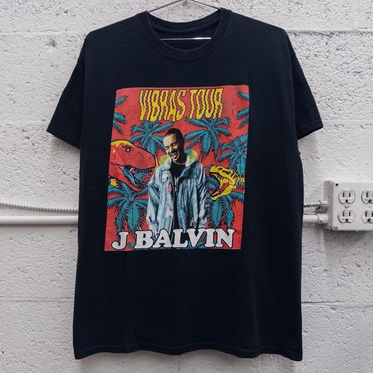 J Balvin Vibras Tour 2018 Tour Album Promo Graphic T-Shirt Size Large