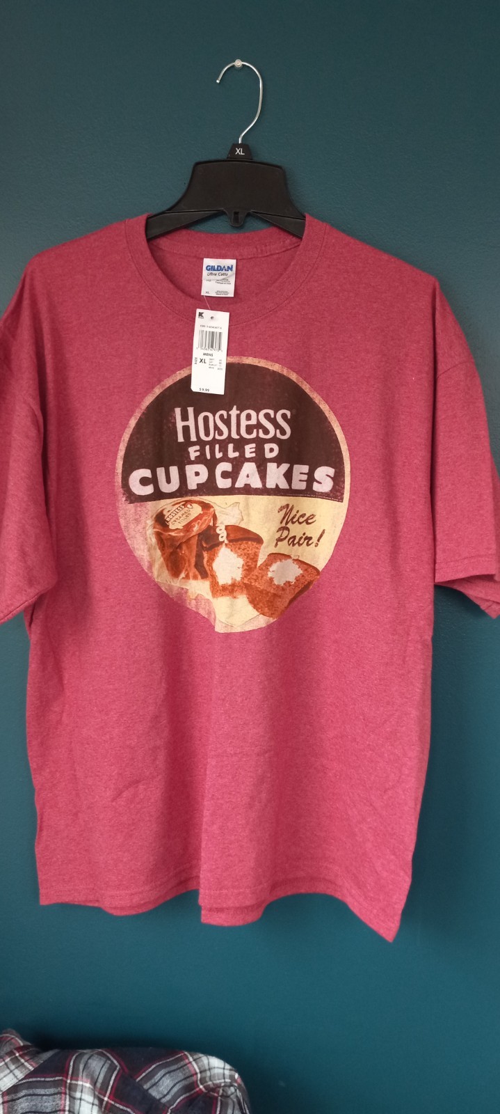 Hostess Cupcakes Men's XL T-Shirt Coral Red Heather NWT Vintage Look! gallery