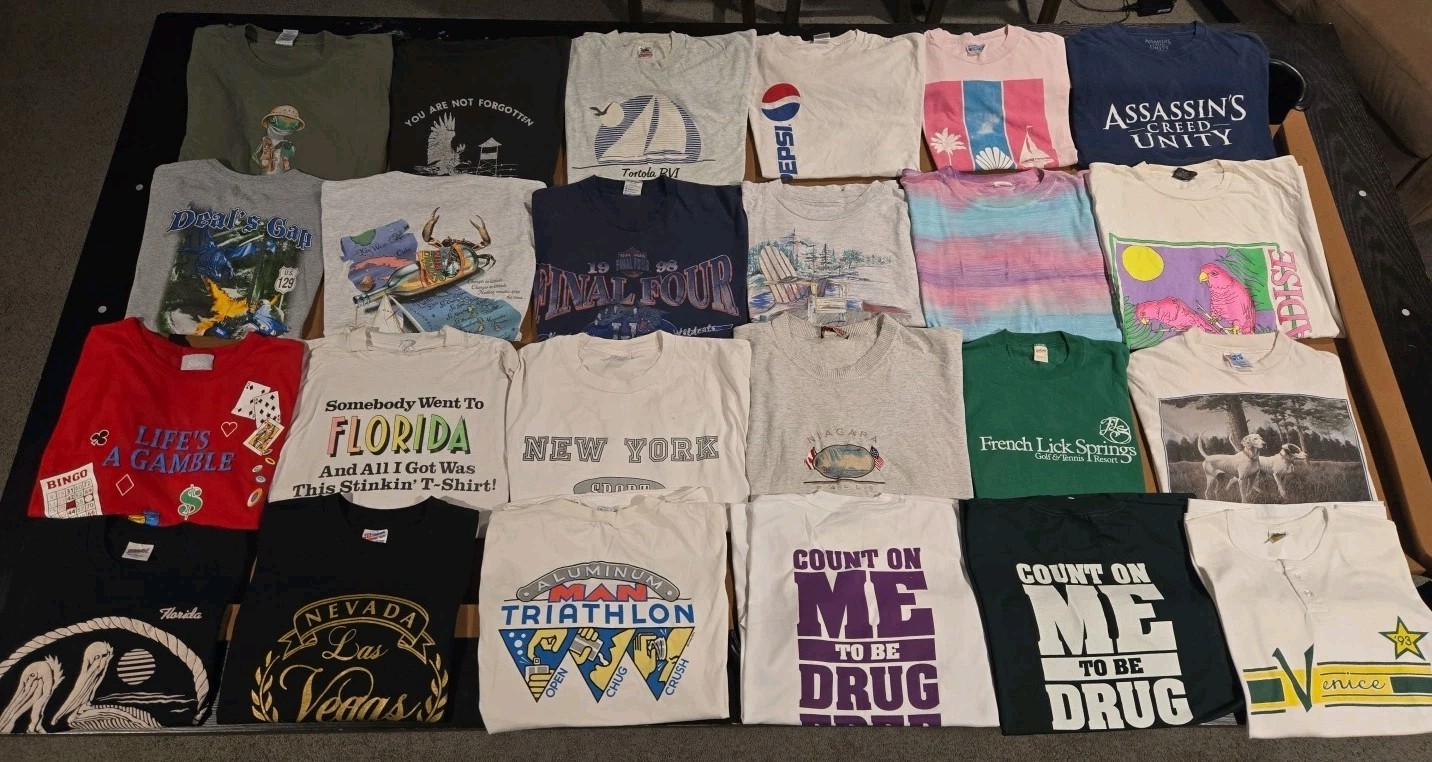 Wholesale Lot of 24 Vintage Mix Short Sleeve T Shirts Single Stitch Mix Sizes