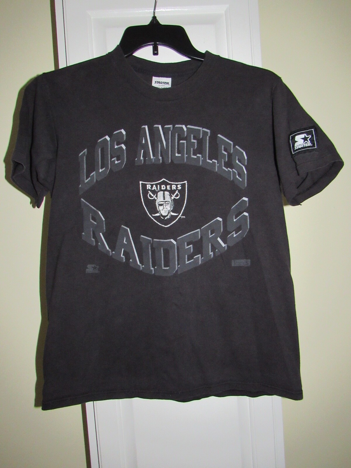 Vintage Starter Los Angeles Raiders Black Shirt made in USA Mens Small 34-36 gallery