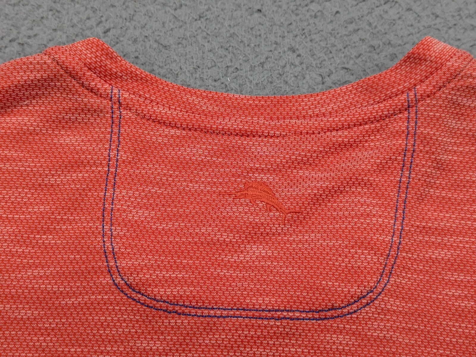Tommy Bahama T-Shirt Mens Large Coastal Crest Coral SS V-Neck Logo Marlin $79 gallery
