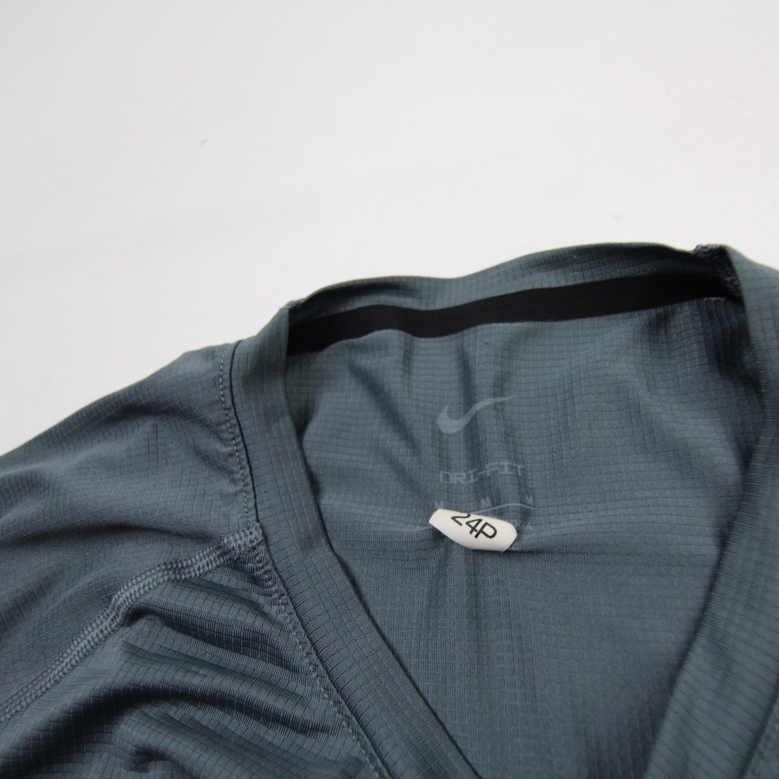 Nike Dri-Fit Short Sleeve Shirt Men's Dark Gray Used M gallery