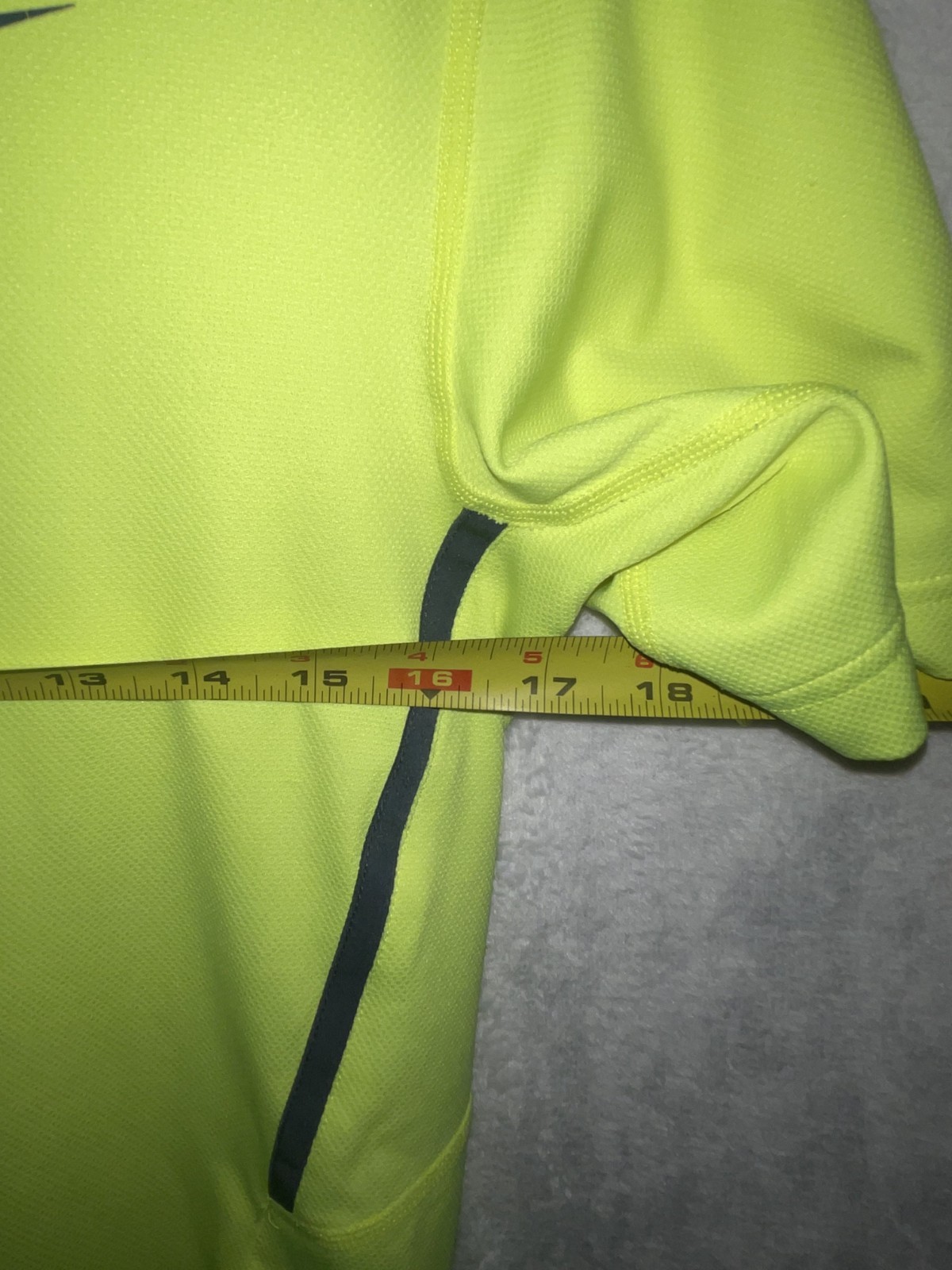 Nike Dri-Fit Tennis Men Polo Shirt Size Large Light Green Golf Short Sleeve gallery