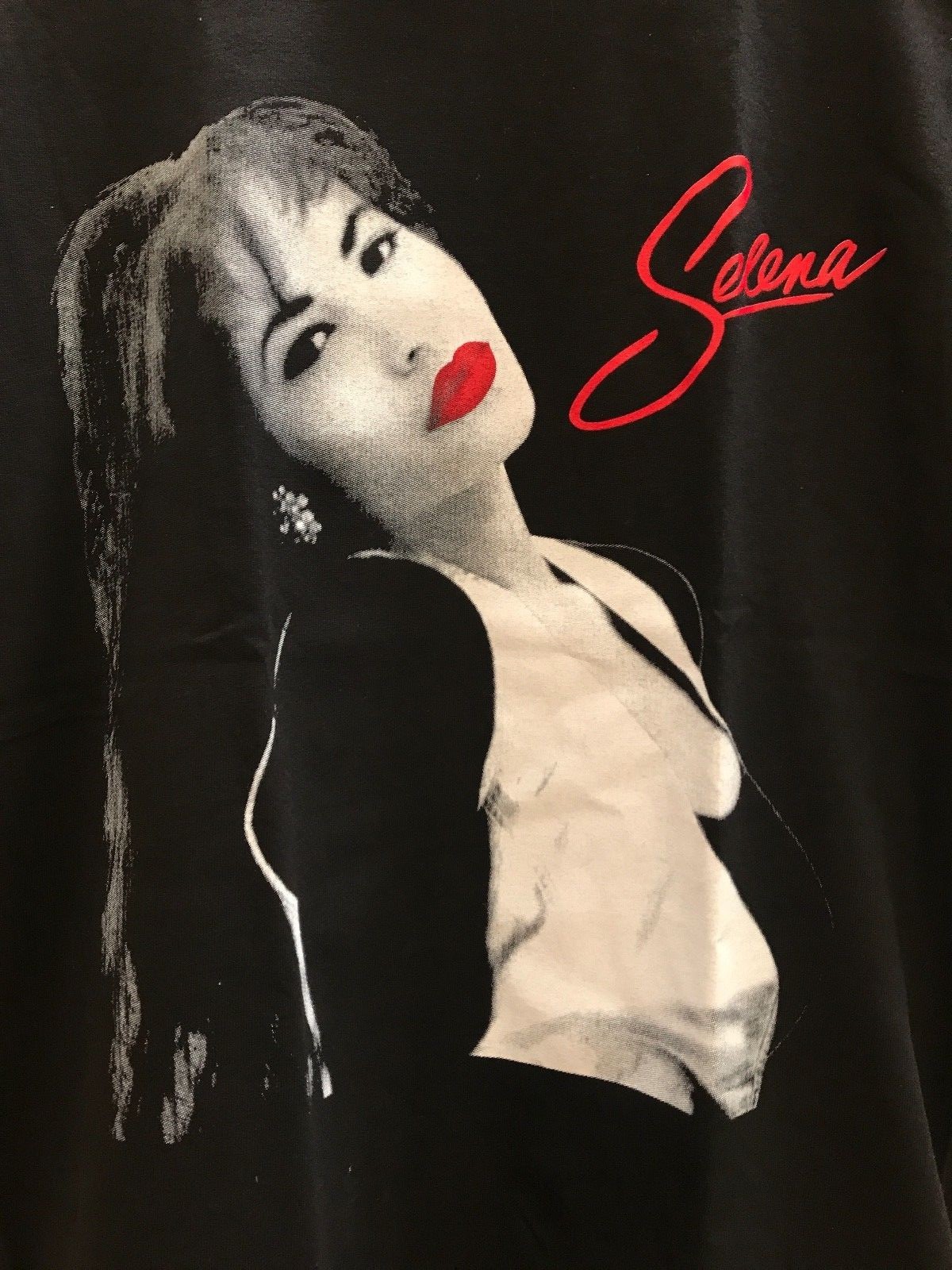 (Officially Licensed) Selena "Latin Queen" Graphic Tee gallery