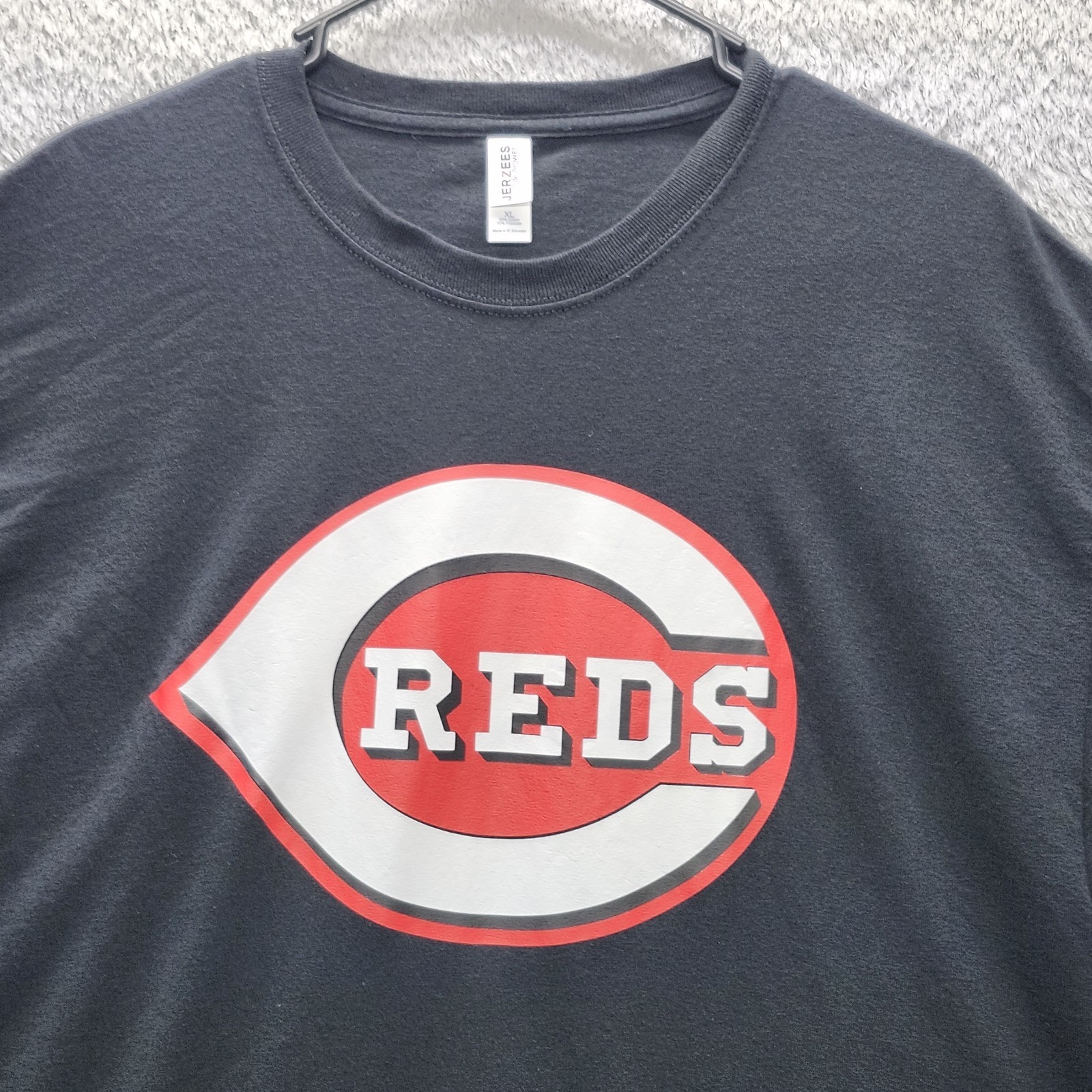 Cincinnati Reds MLB T-Shirt Men's XL Black Jerzees Dri-Power Performance Tee gallery