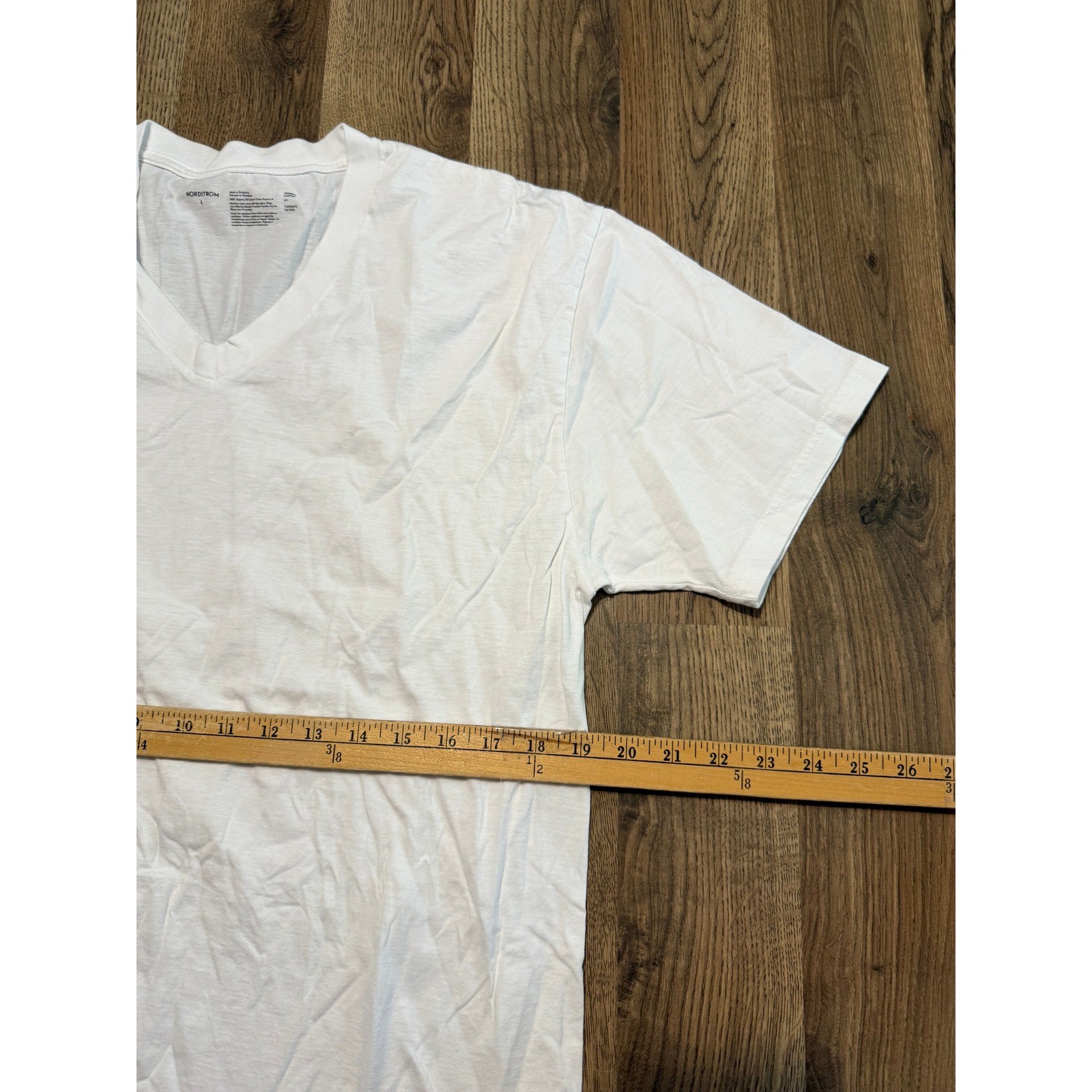 Nordstrom V-Neck T-Shirt Mens Large White Adult Supima Cotton Short Sleeve gallery