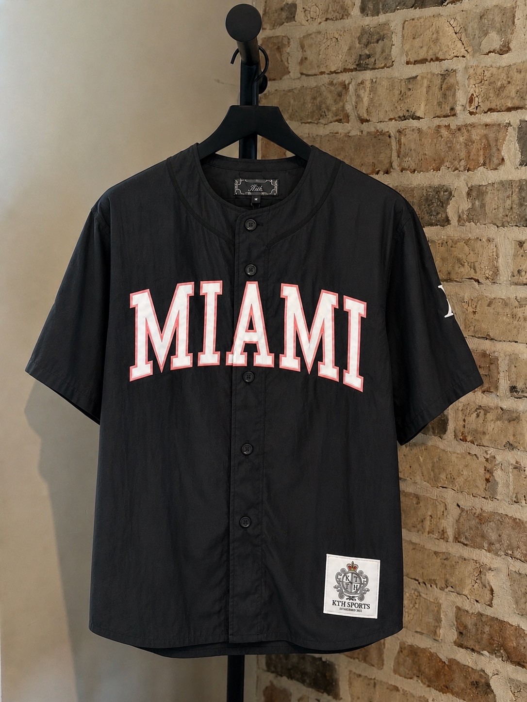 🦩EXCLUSIVE🦩 Kith Miami Willis Baseball Jersey | Black | XS-2XL | IN STOCK gallery